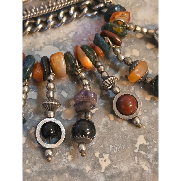 Silver Brooch With Dangling Gemstones - Picture 5 of 7